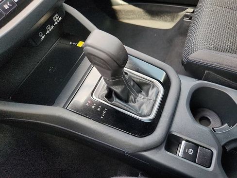 Certified 2025 Subaru Forester Premium AWD/4WD image 25