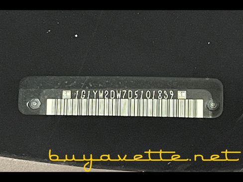 Used 2013 Chevrolet Corvette Grand Sport w/ 3LT Preferred Equipment Group image 28