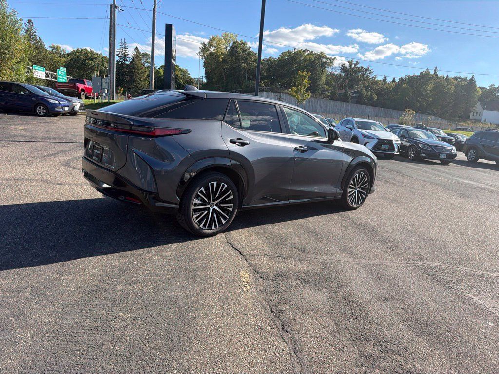 Used 2026 Lexus RZ 350e 2WD w/ Technology Package image 28