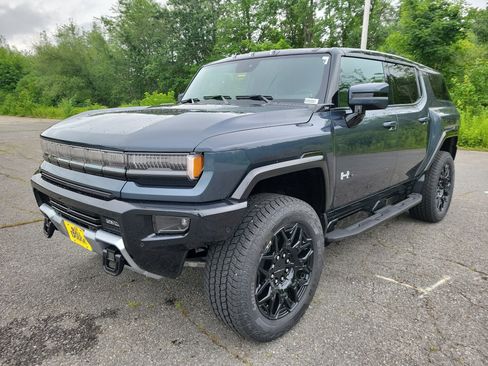 New 2025 GMC Hummer EV 2X image 1