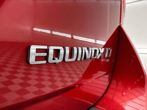 Used 2015 Chevrolet Equinox LT w/ Chrome Appearance Package FWD image 8