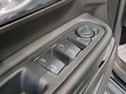 Used 2024 GMC Terrain SLE AWD/4WD image 20