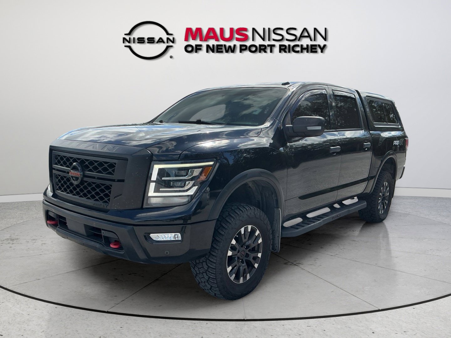 Used 2021 Nissan Titan PRO-4X w/ Pro-4x Convenience Package AWD/4WD image 4
