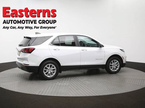 Used 2022 Chevrolet Equinox LT AWD/4WD image 42