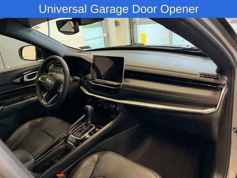 Used 2023 Jeep Compass High Altitude w/ Driver Assist Group I image 21