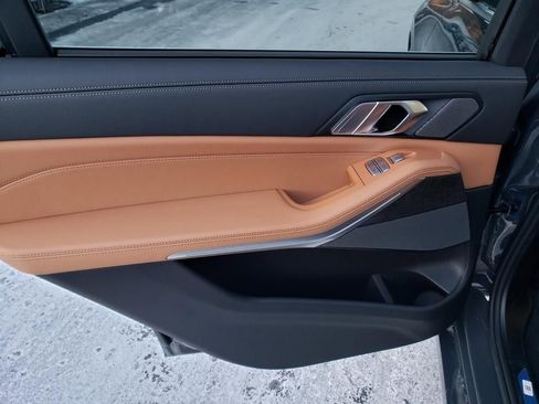 New 2026 BMW X7 xDrive40i w/ Premium Package image 13