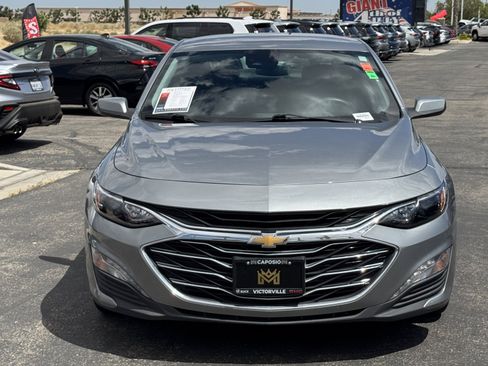 Used 2023 Chevrolet Malibu LT FWD image 2