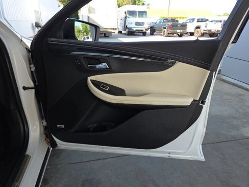 Used 2019 Chevrolet Impala Premier w/ Premier Convenience Package FWD image 45