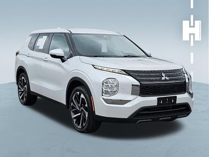 Used 2022 Mitsubishi Outlander ES