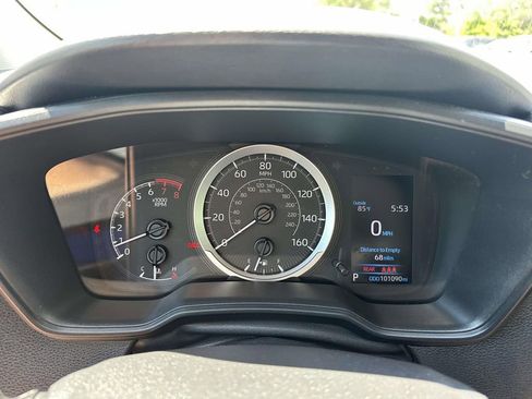 Used 2021 Toyota Corolla LE FWD image 14