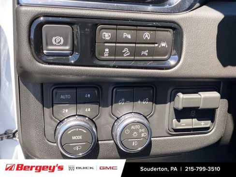 New 2026 GMC Yukon XL Denali w/ Denali Reserve Package AWD/4WD image 20