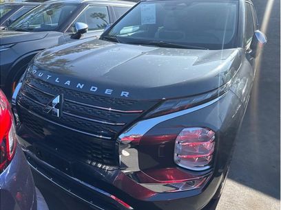 New 2025 Mitsubishi Outlander SEL