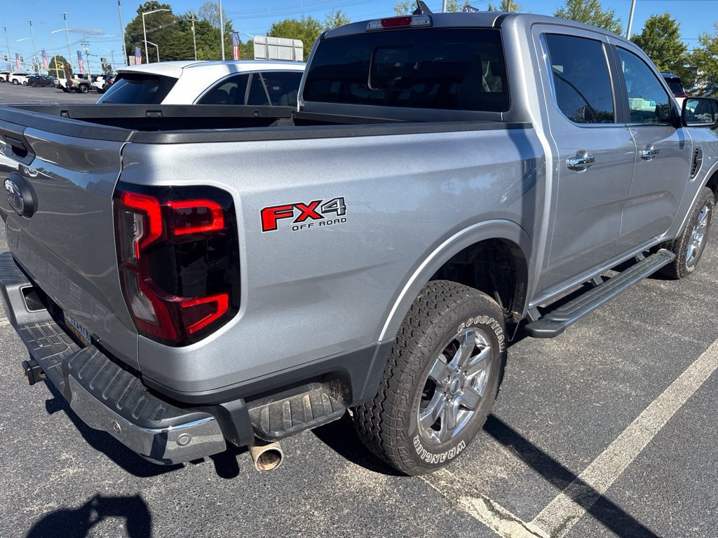 Used 2024 Ford Ranger Lariat w/ FX4 Off-Road Package AWD/4WD image 2