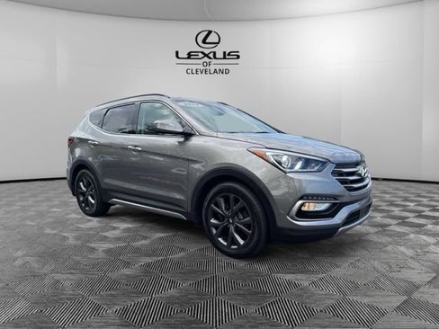 Used 2018 Hyundai Santa Fe Sport w/ 2.0T Ultimate Tech Package 05 AWD/4WD image 2