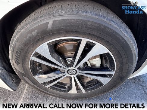 Used 2023 Nissan Sentra SV FWD image 7