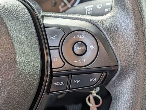 Used 2025 Toyota RAV4 LE FWD image 19