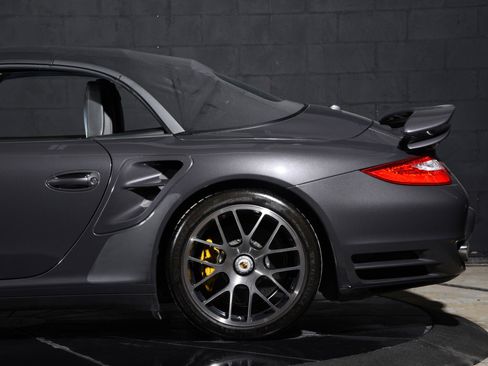 Used 2011 Porsche 911 Turbo S AWD/4WD image 29