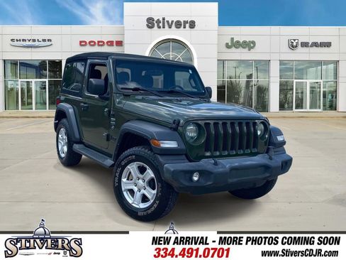 Used 2022 Jeep Wrangler Sport AWD/4WD image 1