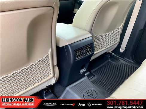 Used 2023 Toyota 4Runner Limited AWD/4WD image 10