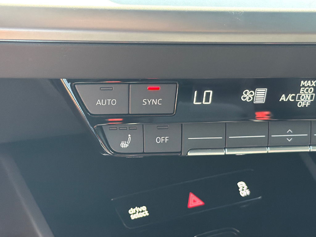 Used 2023 Audi Q4 e-tron Premium Plus RWD image 34
