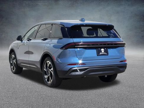New 2026 Lincoln Nautilus Premier w/ Jet Appearance Package AWD/4WD image 5