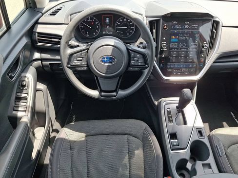 Used 2024 Subaru Crosstrek 2.0i Premium w/ Popular Package #4 AWD/4WD image 2