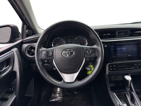 Used 2019 Toyota Corolla SE w/ Carpet Mat Package (TMS) FWD image 12