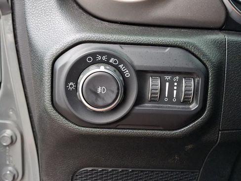 Used 2020 Jeep Wrangler Unlimited Sport S AWD/4WD image 28