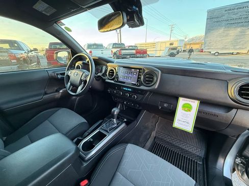 Used 2023 Toyota Tacoma TRD Sport w/ Advanced Technology Package image 34