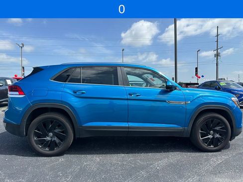Used 2025 Volkswagen Atlas Cross Sport SE w/ Panoramic Sunroof Package AWD/4WD image 8