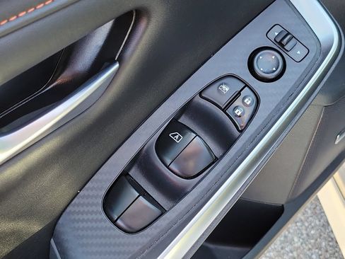 Used 2022 Nissan Sentra SR w/ SR Premium Package FWD image 18