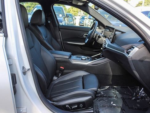 Used 2024 BMW 330i Sedan image 16