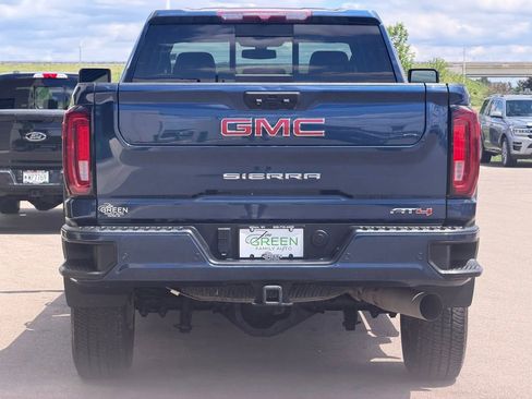Used 2021 GMC Sierra 2500 AT4 w/ AT4 Preferred Package AWD/4WD image 8
