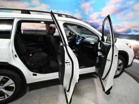 Used 2024 Subaru Ascent Premium w/ Convenience Package image 42