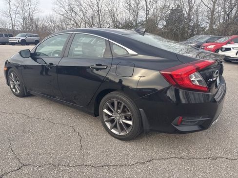 Used 2019 Honda Civic EX image 10