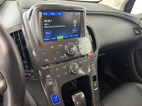 Used 2015 Chevrolet Volt Premium w/ Premium Trim Package FWD image 26