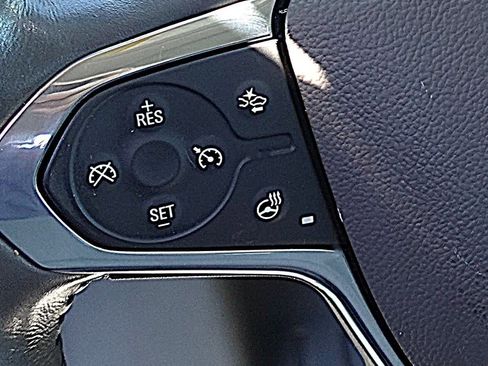 Used 2018 Chevrolet Traverse Premier AWD/4WD image 15
