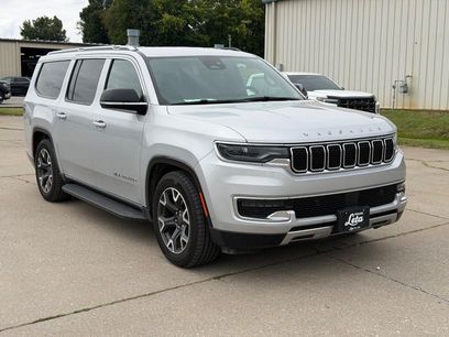 Used 2024 Jeep Wagoneer L Series III w/ Flexible Seating Group