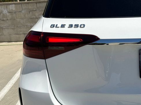 New 2026 Mercedes-Benz GLE 350 4MATIC image 9