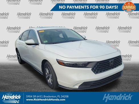 Used 2023 Honda Accord EX image 1