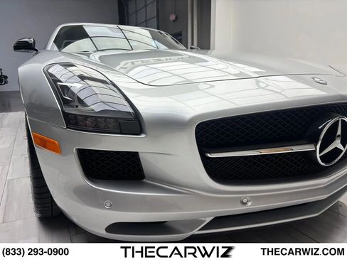 Used 2013 Mercedes-Benz SLS AMG GT Coupe image 4