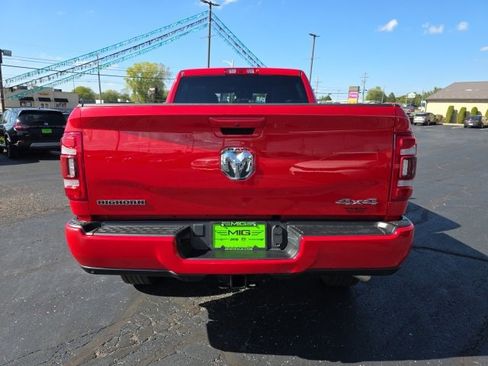 Used 2024 RAM 2500 Big Horn w/ Safety Group image 5