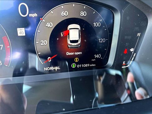 Used 2025 Acura ADX A-Spec FWD image 22