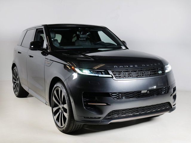 New 2026 Land Rover Range Rover Sport Dynamic SE AWD/4WD image 10