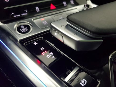 Certified 2024 Audi Q8 e-tron Premium Plus w/ Prestige Package AWD/4WD image 28