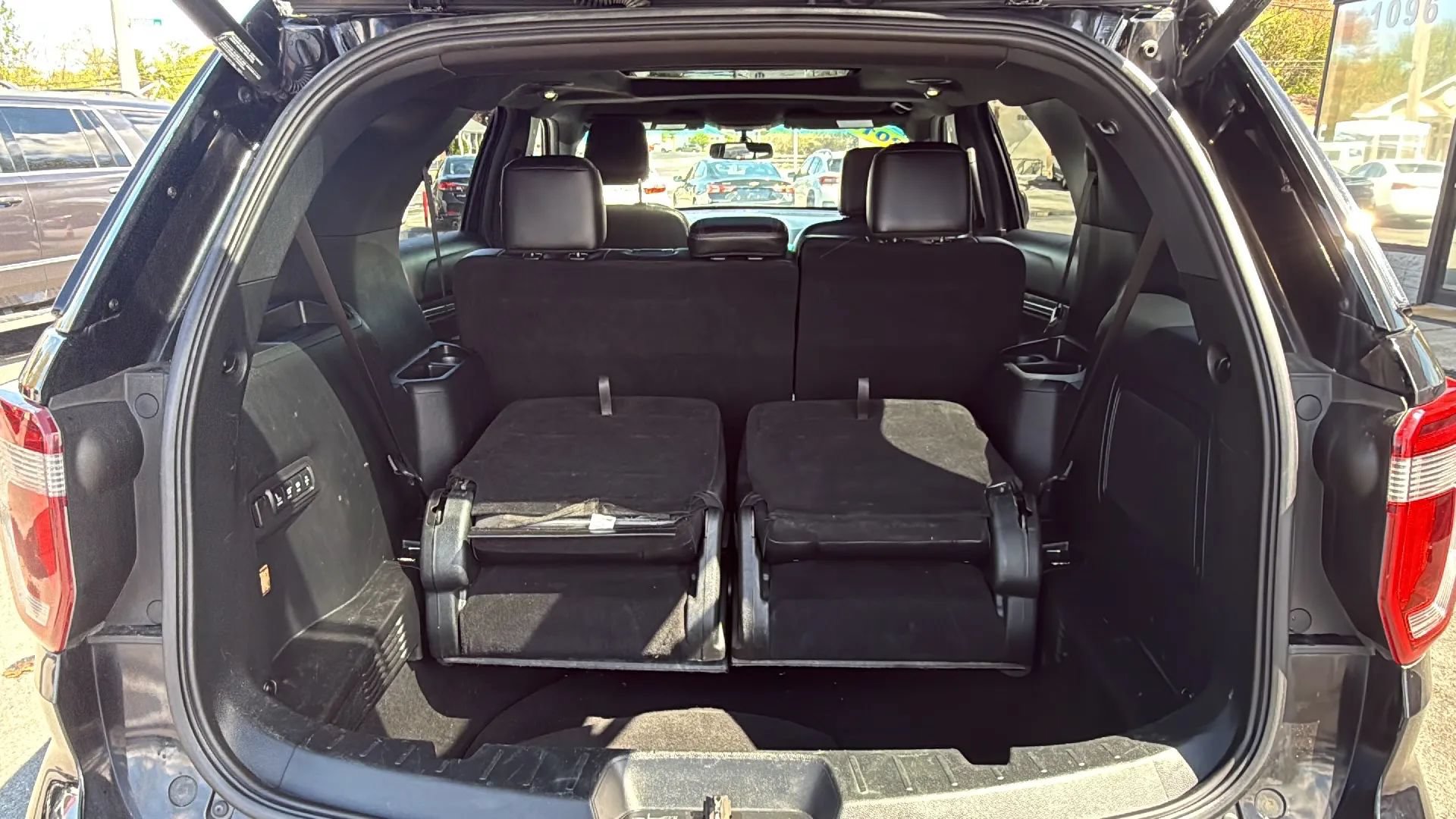 Used 2019 Ford Explorer Sport AWD/4WD image 9