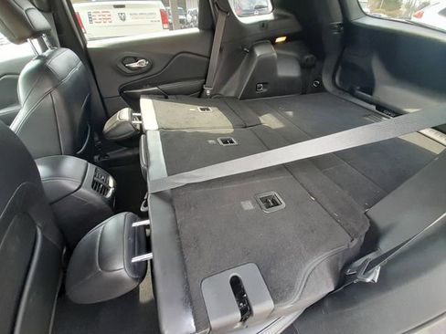 Used 2019 Jeep Cherokee Limited w/ Trailer Tow Group AWD/4WD image 52
