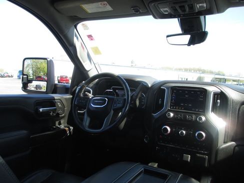Used 2022 GMC Sierra 2500 Denali w/ Denali Ultimate Package image 28