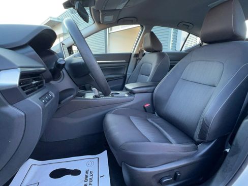 Used 2022 Nissan Altima 2.5 SV image 16