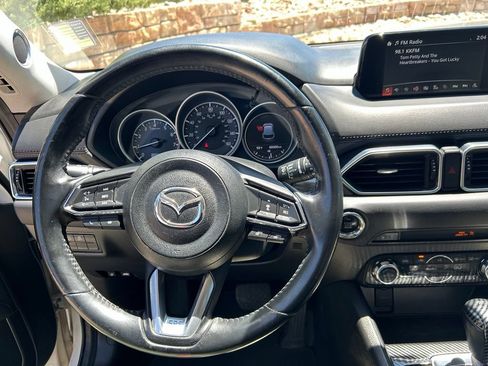 Used 2018 MAZDA CX-5 Touring w/ Preferred Equipment Package AWD/4WD image 23